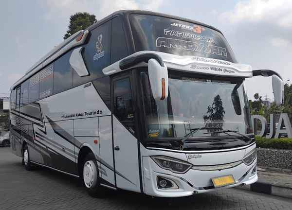 Sewa Big Bus 50 Seats Jogja